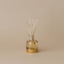 Load image into Gallery viewer, Votivo Holiday Collection Reed Diffuser | Red Currant