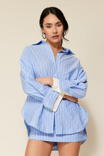 Matching set, Lightweight poplin 100% Cotton fabric, Pinstripe pattern, Front button closure, Button cuffs, Relaxed fit, pinstripe button down shirt
