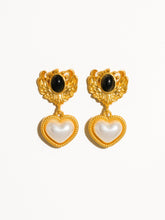 Load image into Gallery viewer, Adele 18K Gold Heart Pearl Earrings