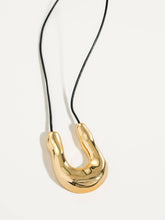 Load image into Gallery viewer, Sable 18K Gold Horseshoe Western Necklace