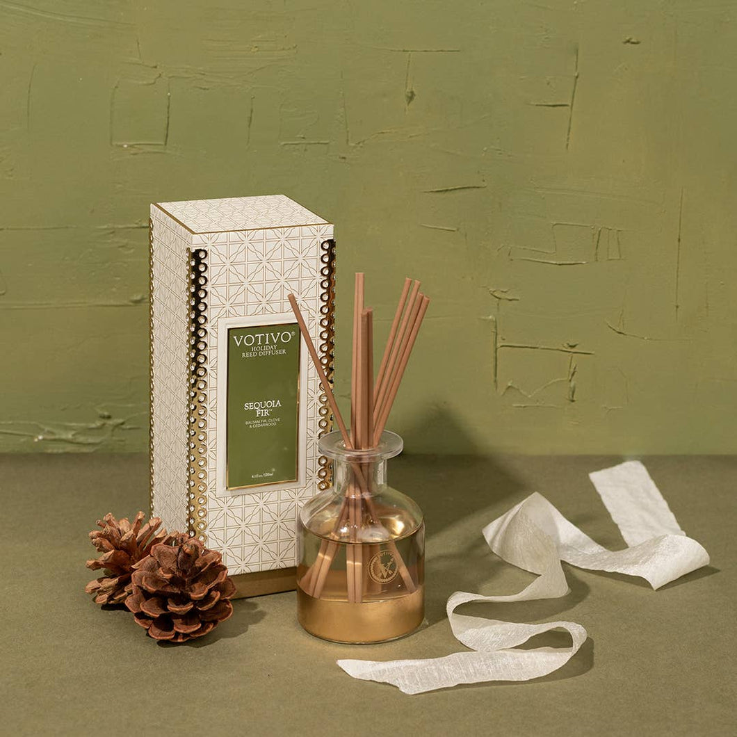 Votivo Holiday Reed Diffuser | Sequoia Fir