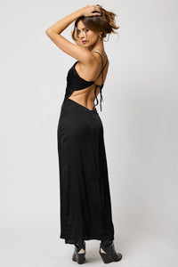 Silky Lucia Maxi Dress-Black