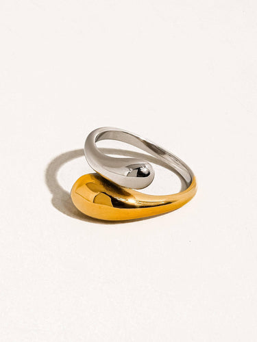 Gabrielle 18K Gold Non-Tarnish Open Twist Ring