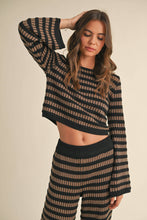 Load image into Gallery viewer, patterned knit sweater in mocha and black 